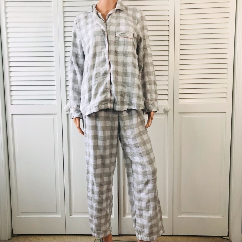 2/$25 CHARTER CLUB Gray White Plaid Pajama Set Size Medium